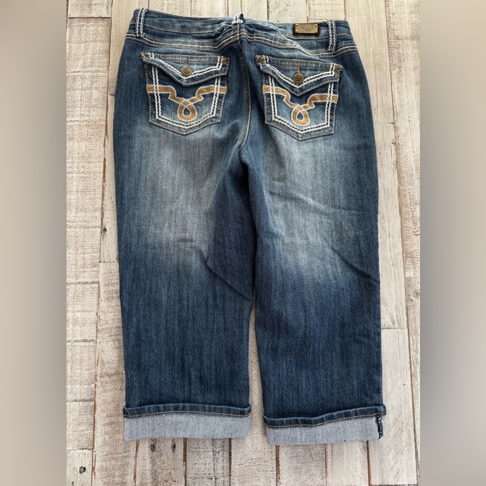 Earl Jeans Women's Blue Denim Capris - Picture 2 of 7